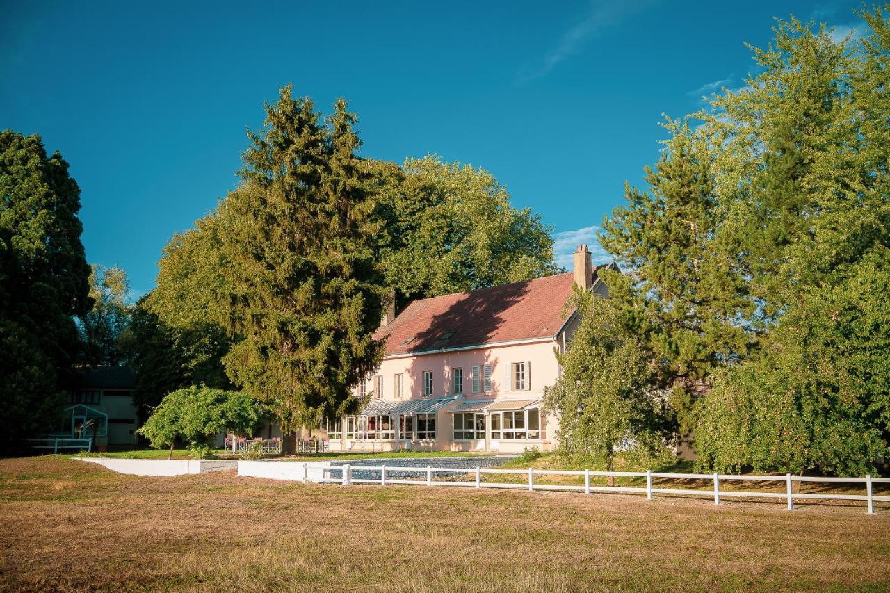 Logis Auberge Du Port Bazeilles Kültér fotó