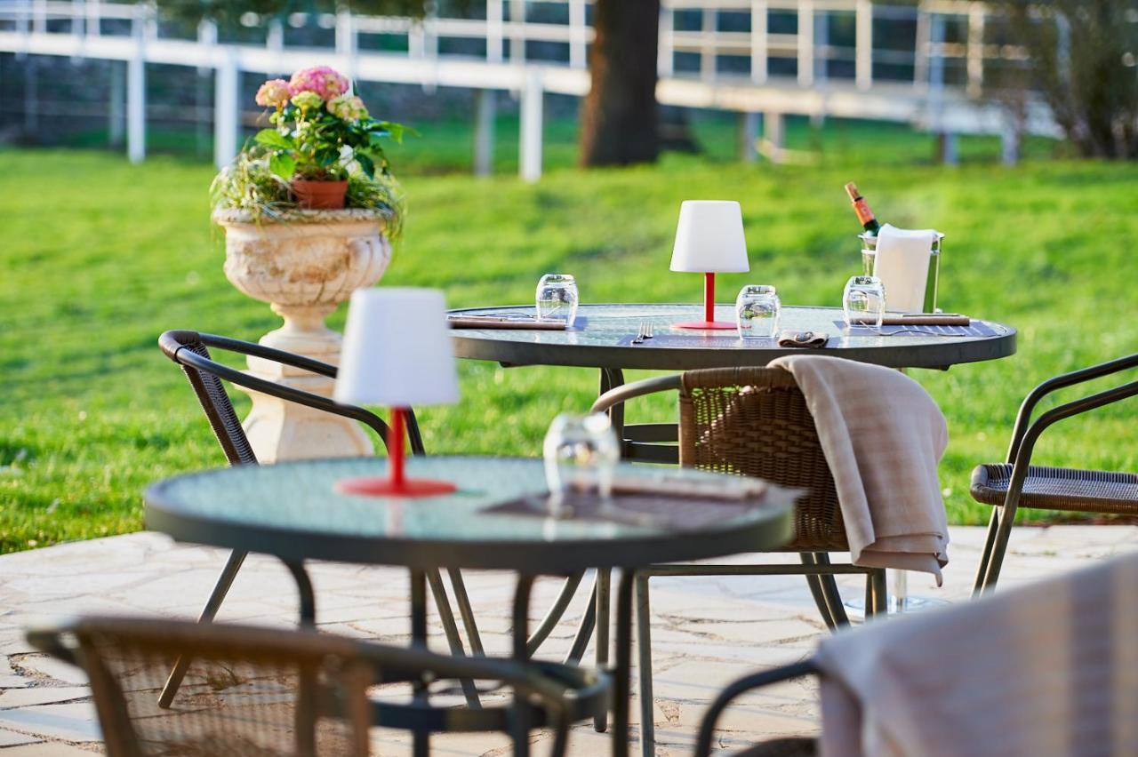 Logis Auberge Du Port Bazeilles Kültér fotó