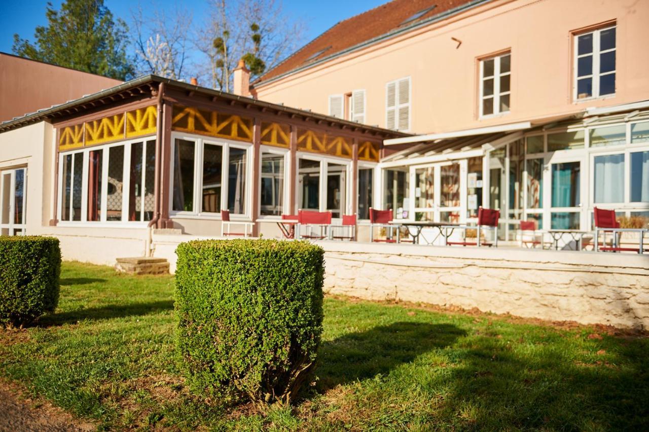 Logis Auberge Du Port Bazeilles Kültér fotó